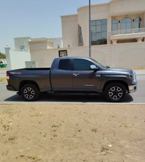 تندرا 2020 للبيع