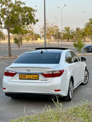 Used Lexus ES in Al Dakhiliya