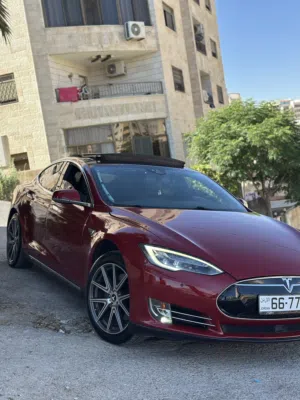 Tesla model S 85 2015