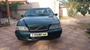 السلام عليكم . فولفو s80. سياره تبارك الرحمان كيف مسجله......