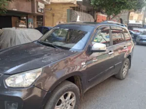 العربيه بره وجوه باسم صحبها  2019