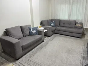 كورنر للبيع مستعمل بسعر 90 دينار