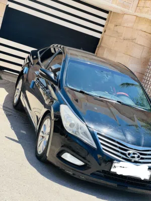 ازيرا اباتشي