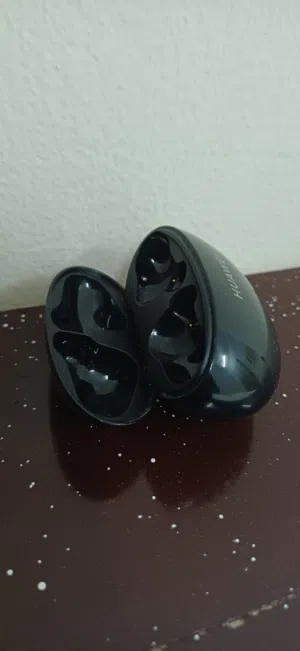 هواوي فريري بادز 4i فقط البوكس  بحاله ممتاز وشغال  HUAWEI free buds 4i