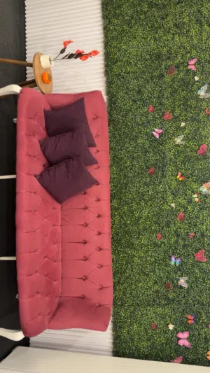 طقم كنب 5 مقاعد مع طاولات