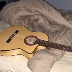 جيتار قرطبة