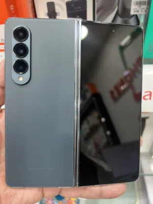 سامسونغ جالكسي Z fold 5 مساحة 512 gb مستعمل بحالة لون زيتوني