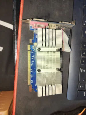 كرت شاشه  amd Radeon hd 4350 2gb