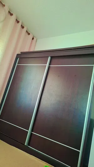 اثاث ومستلزمات للبيع