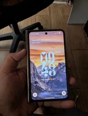 Google Pixel Fold 256 GB in Hadhramaut