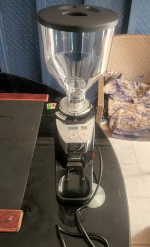 مطحنة بن كهرباء