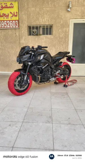 YAMAHA MT10 black edition