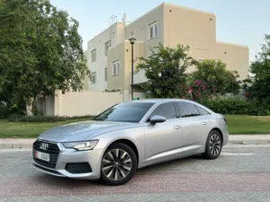 Audi A6 45 TFSI 2020 GCC 4 cylinder turbo صيانة الوكالة بحالة الوكالة مسرفس كامل ومشيك