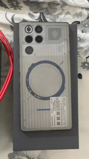 بيع هاتف ريدماجيك 11BRO 512 جيبي