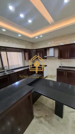 165 m2 3 Bedrooms Apartments for Rent in Amman Abdoun