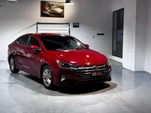 Sedan Hyundai in Muscat