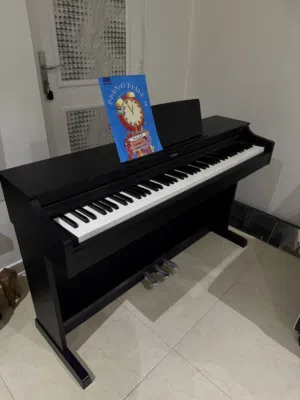 بيانو ياماها Piano Yamaha