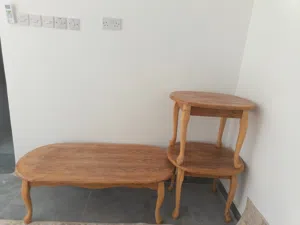 طاولات للبيع