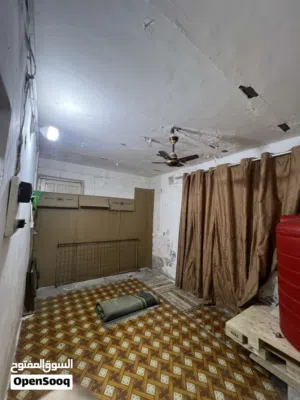 بيت ارضي للإيجار مساحته 90 متر مربع في الاصمعي القديم قرب مدرسه القحطانيه