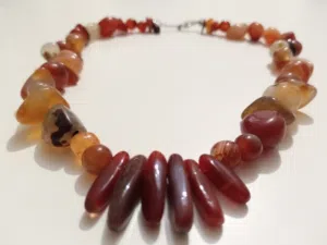 عقد عقيق يماني حر