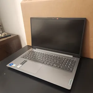 Lenovo . Windows . 15.6"0