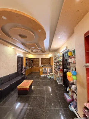 ديكور محل واغراض عطور