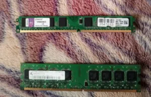 رام عدد 2 للبيع ram ddr 2 او للبدل على CPU