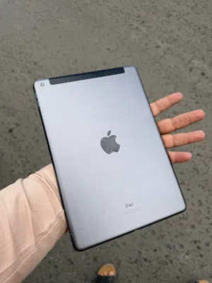 Apple iPad 9 64 GB in Ibb