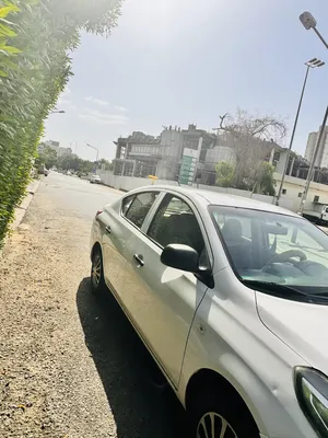 Used Nissan Sunny in Al Ahmadi