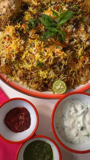 أكلات يمنيه على اصولها نطلع الاكل طازج من الساعه 2 ظهرًا حتى 5 عصرًا