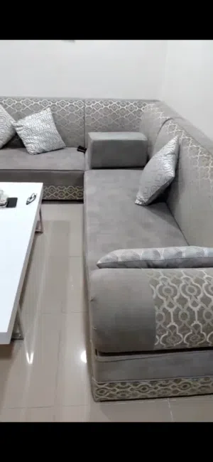 طقم كنب نضيف جدا 40