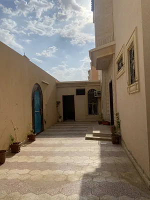 Restaurant Land for Rent in Al Kharj Al Andalus