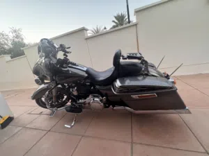 2017 Harley Street Glide - Oman Agency