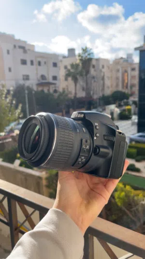 كاميرا نيكون B3200