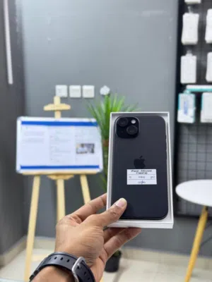 iPhone 15-128 GB All smooth device - Good performance