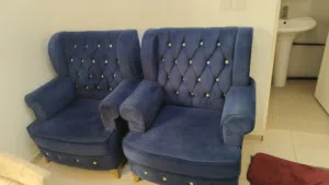 2 x large king size Chair