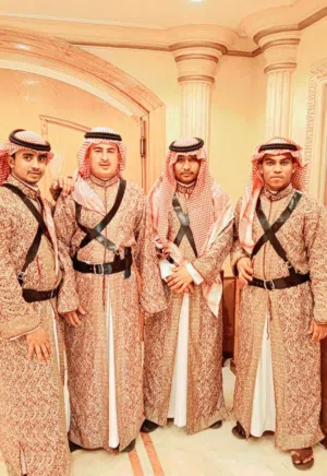 قهوجي ومباشرين ومباشرة وصبابين