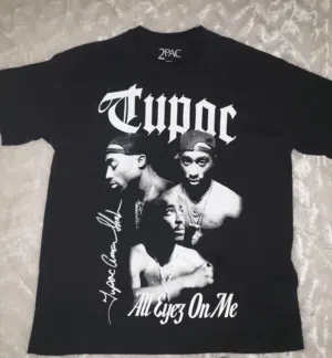 تيشيرت تو باك من pull & bear