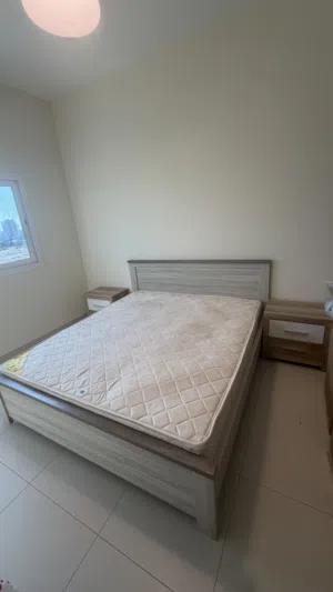 KING SIZE BED