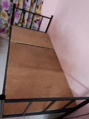 steel single bed