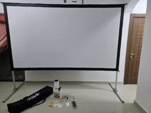 120 inch screen with projector شاشة عرض سينمائية 120 بوصة مع بروجكتور