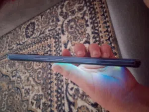 انفينكس سمارت6بلس في شق في شاشه
