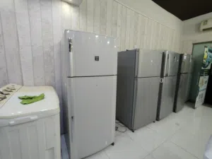 Toshiba refrigerator fridge is very good condition and good working