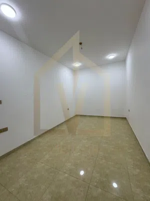 150 m2 2 Bedrooms Apartments for Rent in Basra Baradi'yah