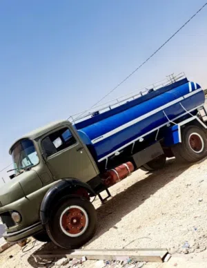 تنك ماء 1113موديل 74 محور 420 تنك 7.5ماتور جديد مع طرنبه ديزل جير فحص لايحتاج اي صيانه كوشوك تيوبلس