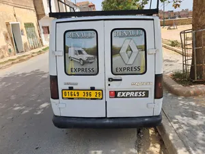 Used Renault Express in Mascara