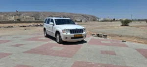 جيب 2008نظيفه جدا ويوجد لدينا لها جامبينات احتياطيه استراليه العدد4