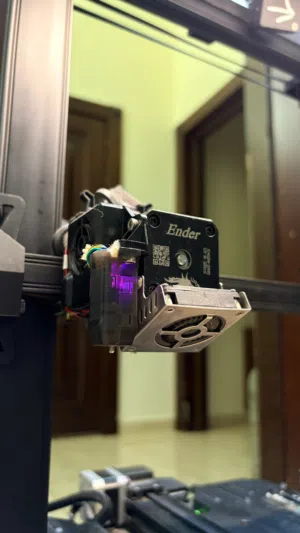 طابعه كريالتي ender 3s1 pro مستعمله نظيفه جدا