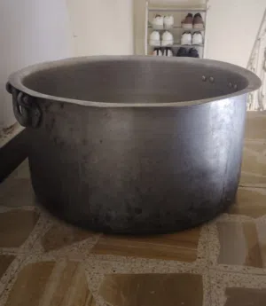 غراض للبيع كلمن وسعره وبيهن مجال  مكاني البصرة/ القبله حي الجامعة