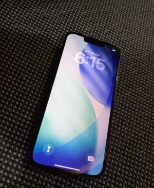Iphone 13 مستعمل كم يوم فقط (اقرأ الوصف)